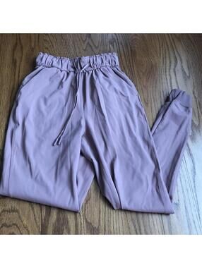 Lululemon Women's Pink and Purple Trousers